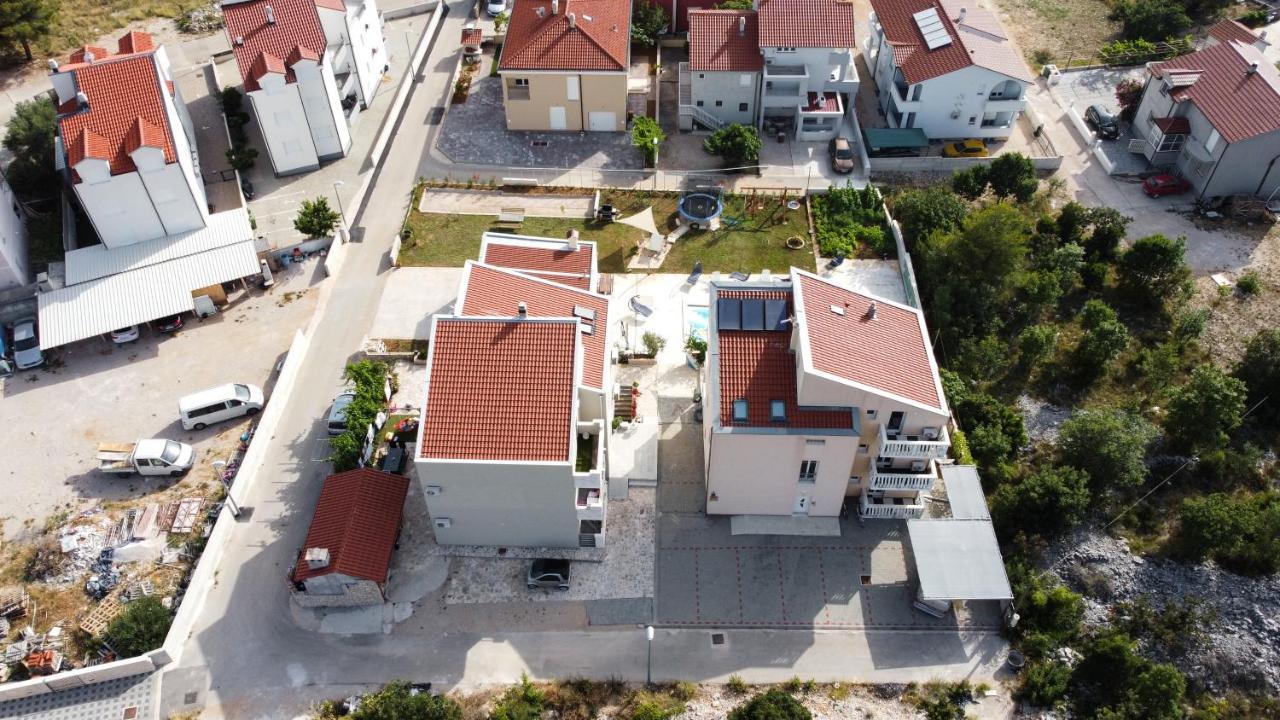 Apartmani Ivan V Relax Vodice Eksteriør bilde
