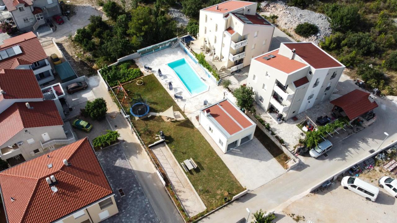 Apartmani Ivan V Relax Vodice Eksteriør bilde