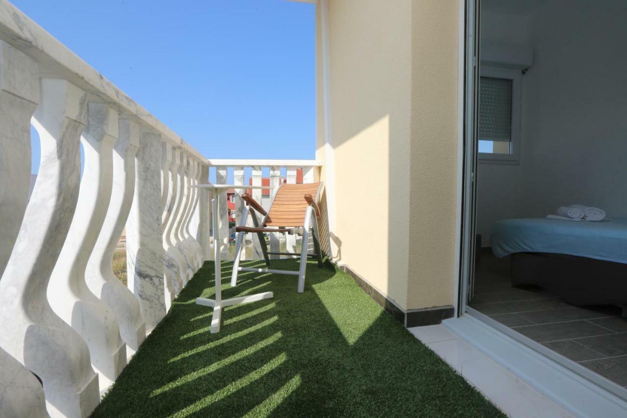 Apartmani Ivan V Relax Vodice Eksteriør bilde