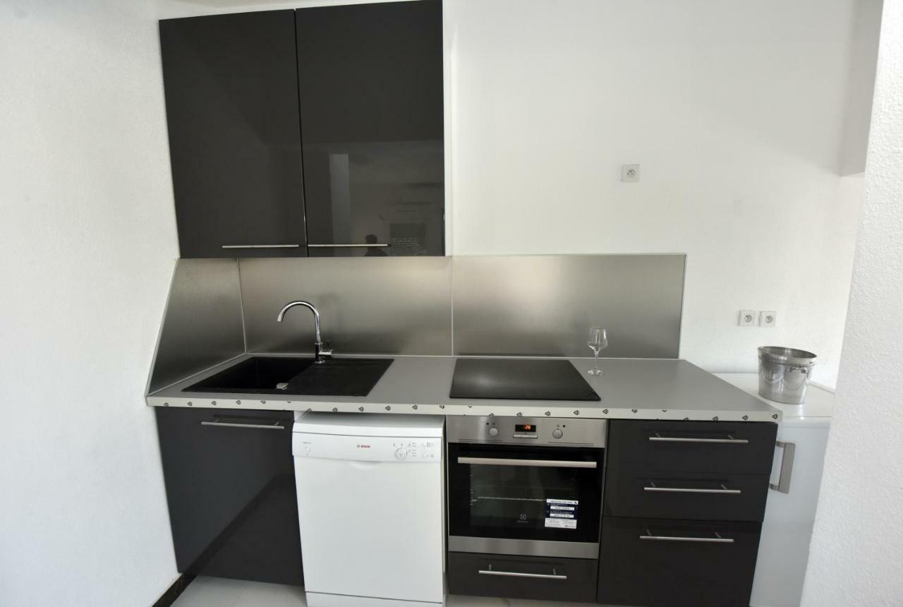 Apartmani Ivan V Relax Vodice Eksteriør bilde