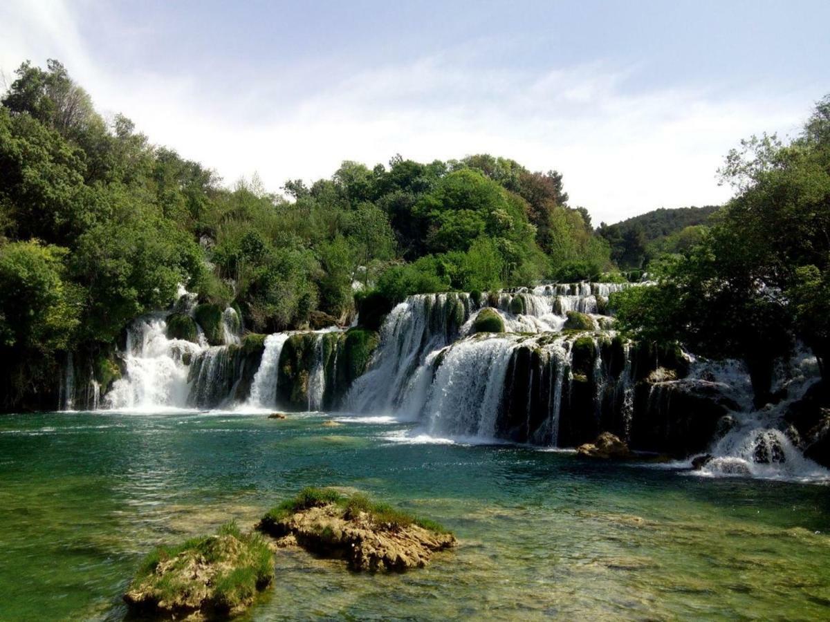 Apartmani Ivan V Relax Vodice Eksteriør bilde